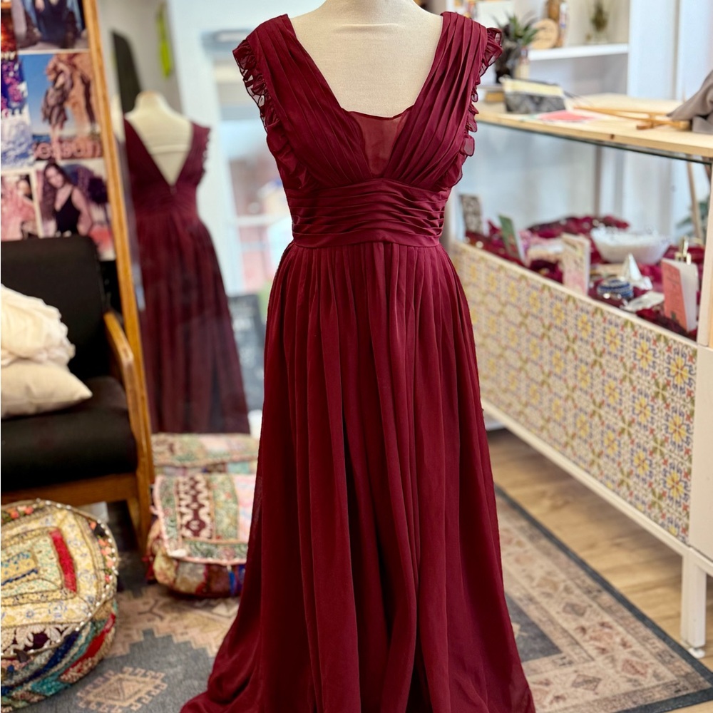 Elegant Burgundy Evening Gown
